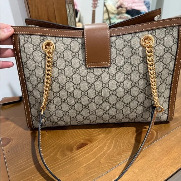 GucciOphidia Padlock Beige and Brown Shoulder Bag with Gold Accents - Picture 3 of 9